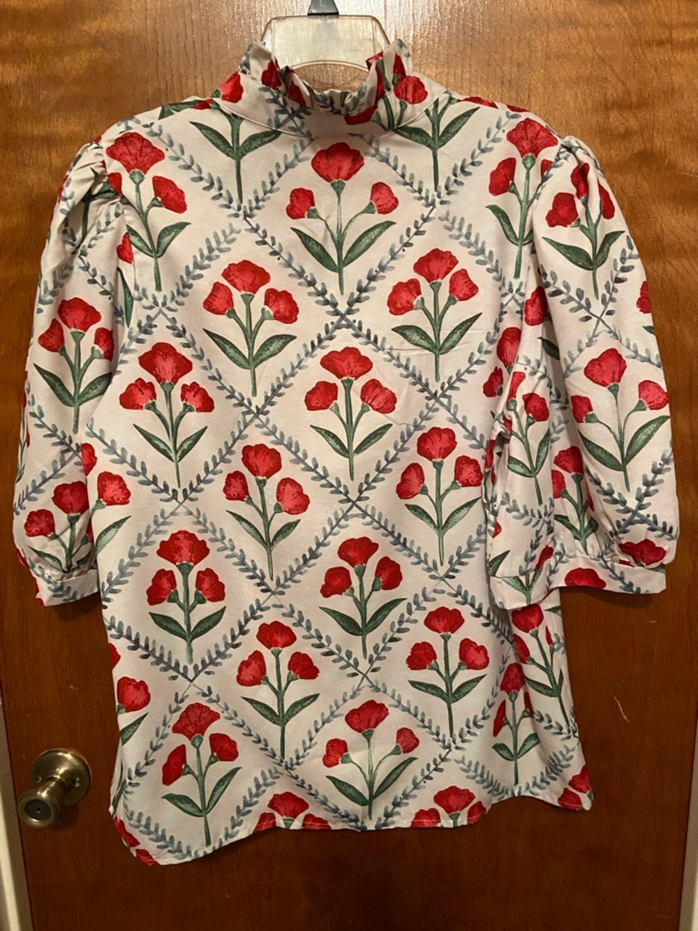 NWOT SHEIN Floral Top - Picture 2 of 5